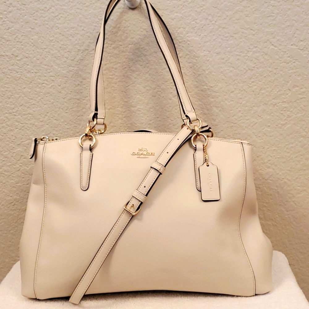 Coach Medium Arm or Shoulder Bag